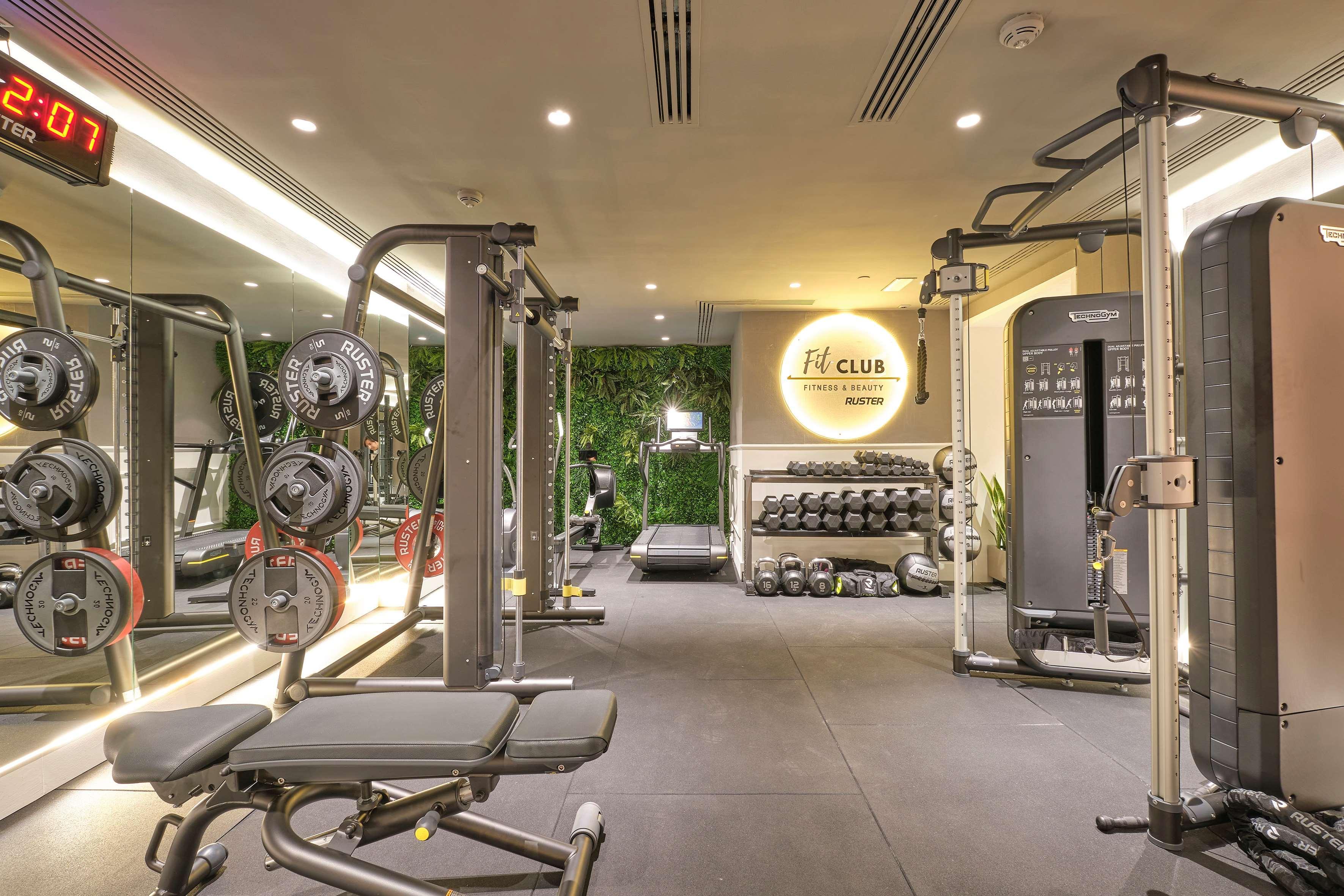 Me Madrid Reina Victoria By Melia Hotel Ngoại thất bức ảnh