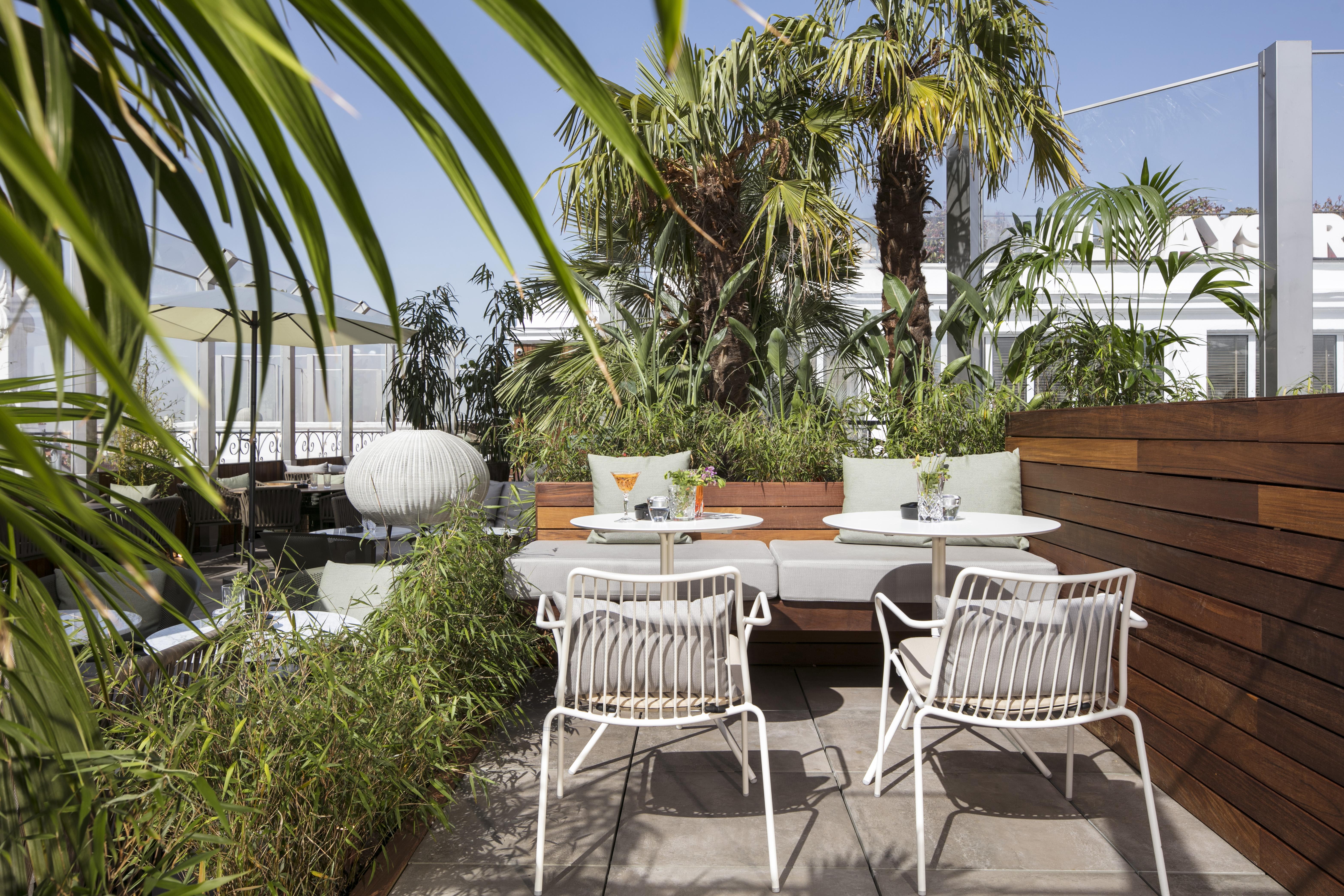 Me Madrid Reina Victoria By Melia Hotel Ngoại thất bức ảnh