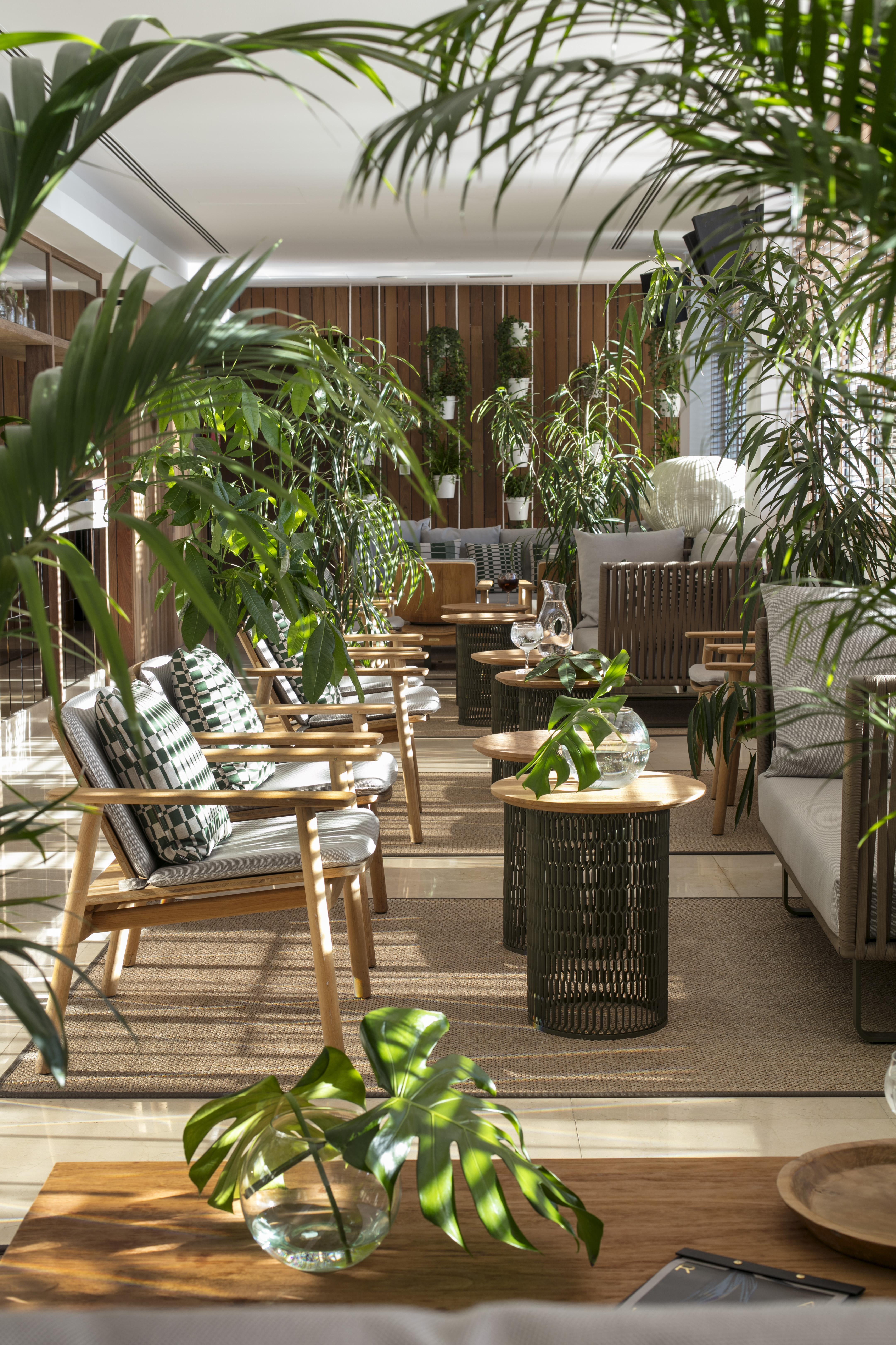 Me Madrid Reina Victoria By Melia Hotel Ngoại thất bức ảnh