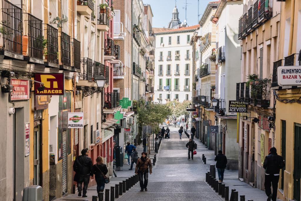 Me Madrid Reina Victoria By Melia Hotel Ngoại thất bức ảnh